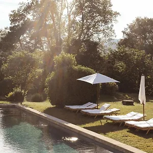 Le Galinier, Lourmarin, An Authentic Beaumier Gasthuis